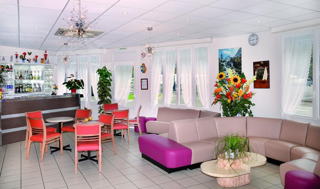 לורדה Hotel Saint Contard מראה חיצוני תמונה